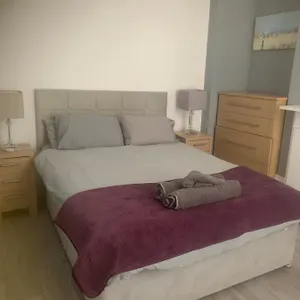 Bright One Bed Apartment