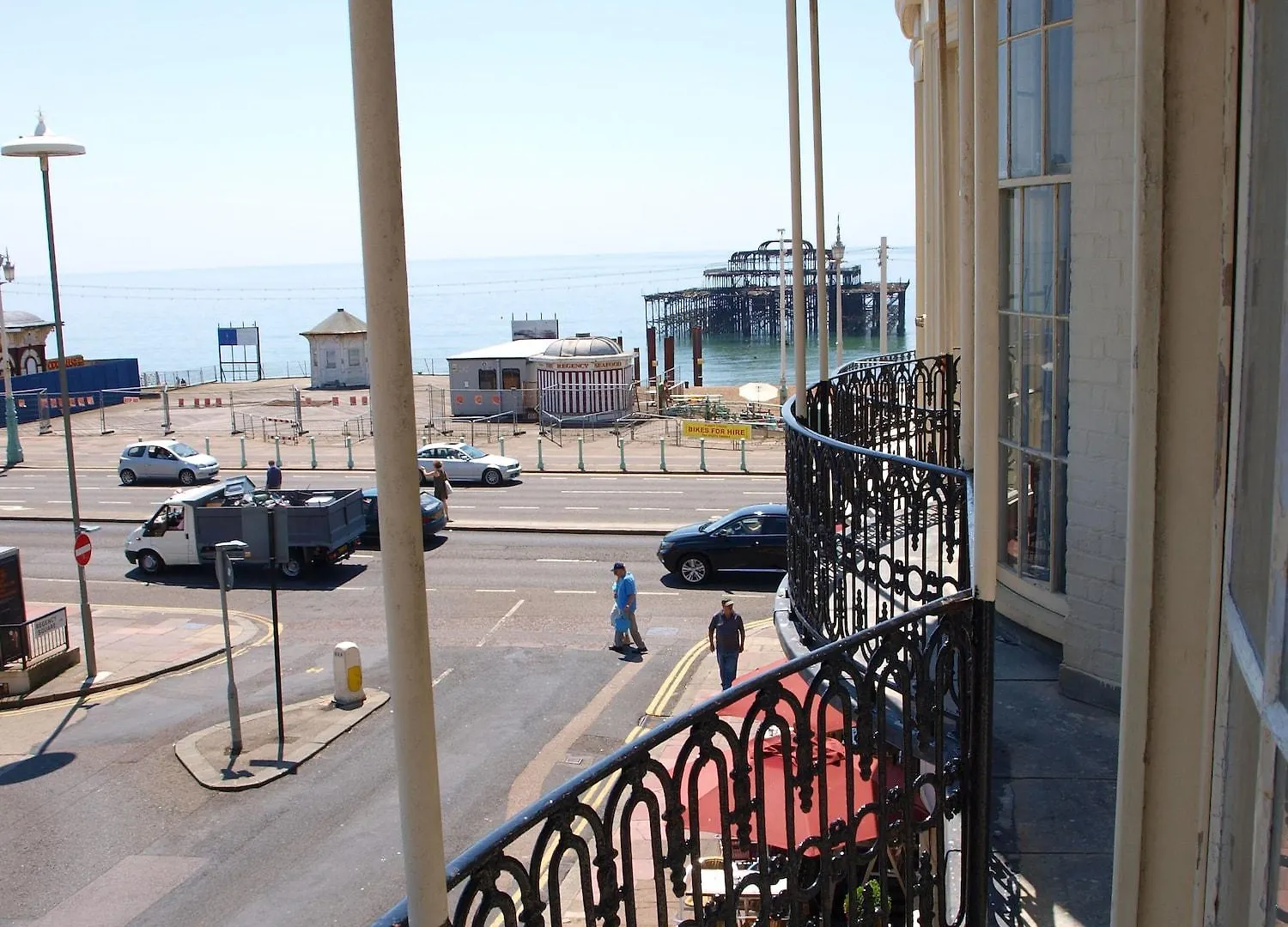 The Beach Hotel Brighton 2*,